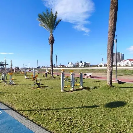 Sea View Long Апартаменты *